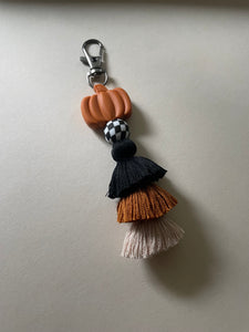 Checker Pumpkin Tassel