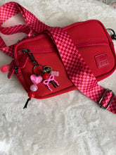 Load image into Gallery viewer, Chunky Heart Keychain