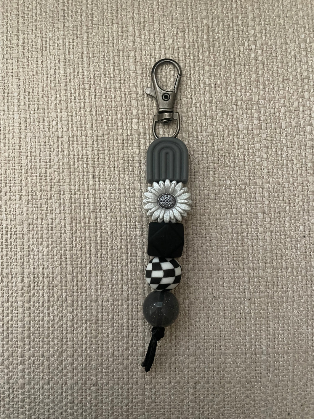 Grey/ Flower Arch Keychain