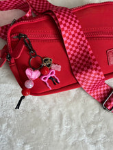 Load image into Gallery viewer, Chunky Heart Keychain