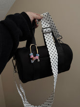 Load image into Gallery viewer, Pink &amp; Blue Carabiner