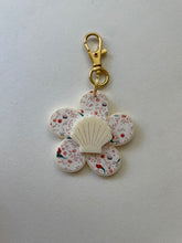 Load image into Gallery viewer, Shell Flower Acrylic Keychain