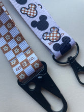 Load image into Gallery viewer, Daisy Checker Keystrap