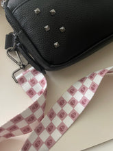 Load image into Gallery viewer, PINK CHECKER SKULL STRAP
